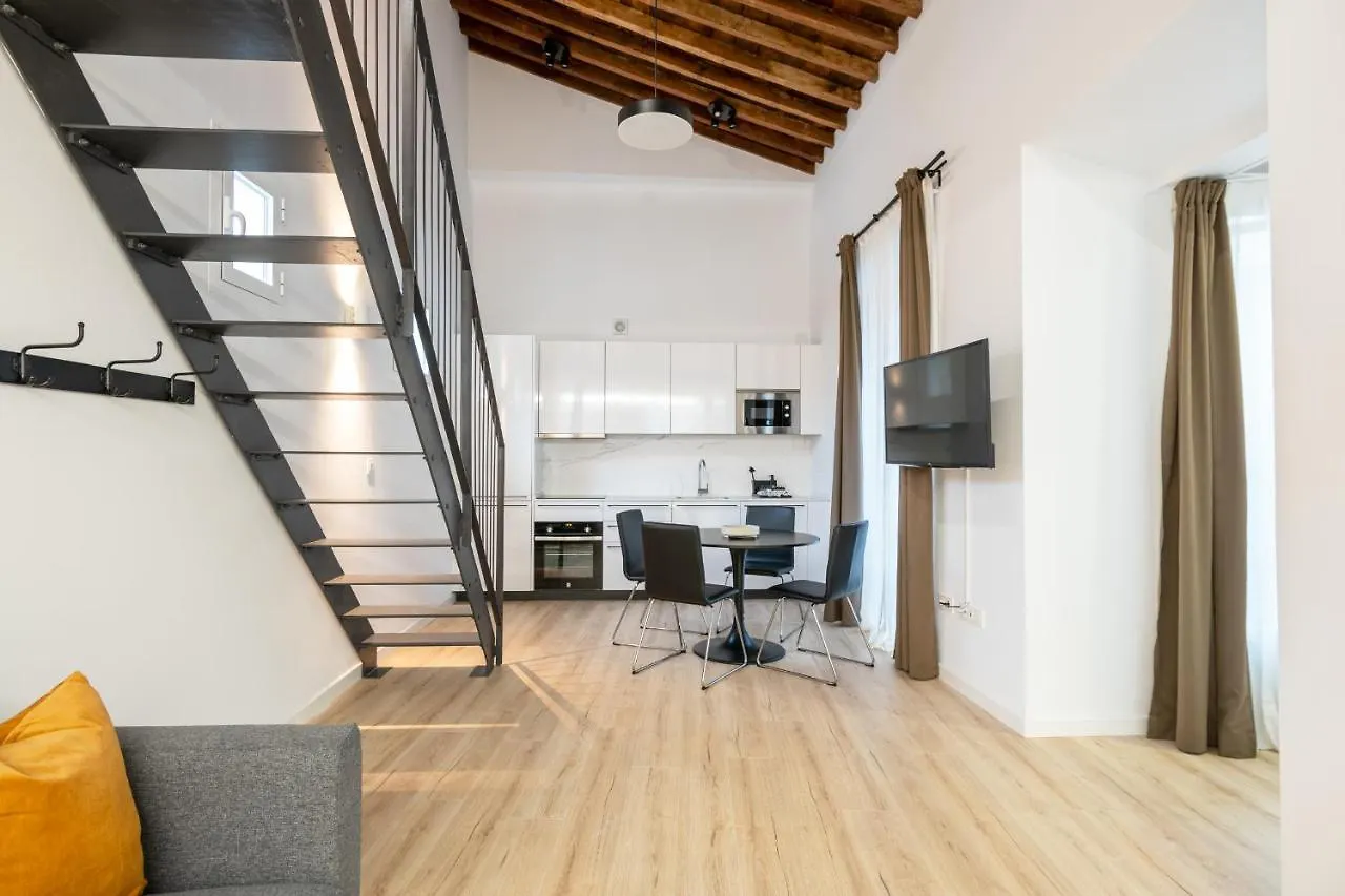 Apartamentos Malaga Centro El Conde By Renthas 0*,